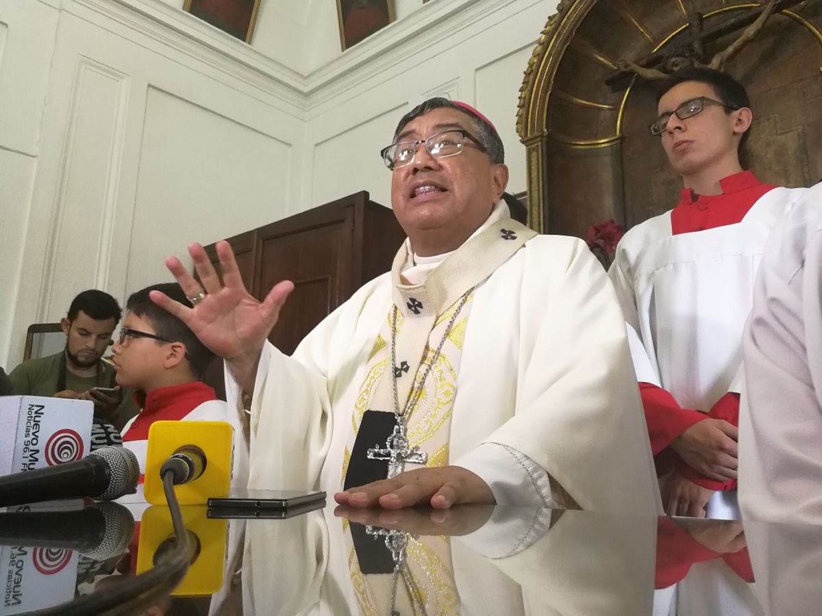 Arzobispo Óscar Julio Vian considera que las declaraciones del presidente Jimmy Morales no fueron justas (Foto Prensa Libre: Esvin García).