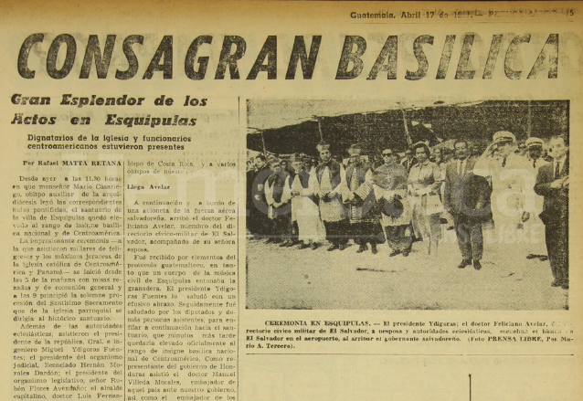 Nota de Prensa Libre del 17 de abril de 1961 informando sobre la consagración de la Basílica de Esquipulas. (Foto: Hemeroteca PL)