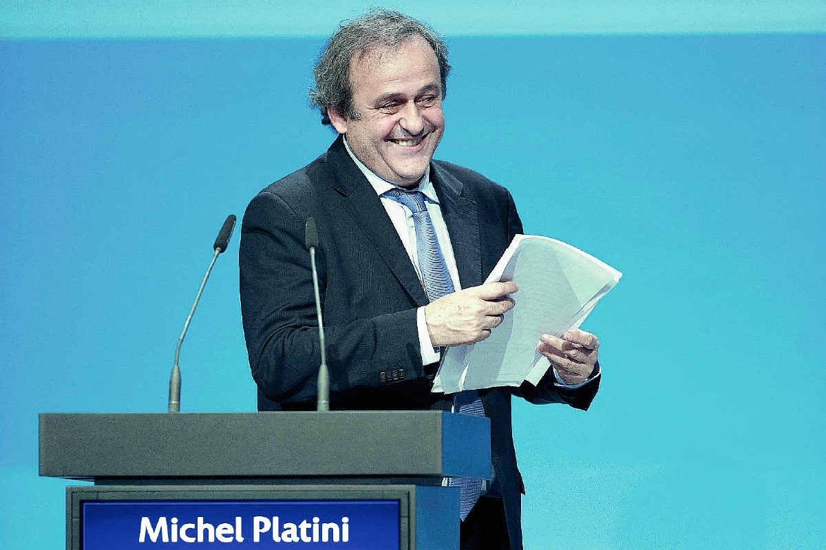 El presidente de la UEFA, Michel Platini, durante su discursoen la inauguración del 39 Congreso de la UEFA en Viena. (Foto Prensa Libre: EFE)