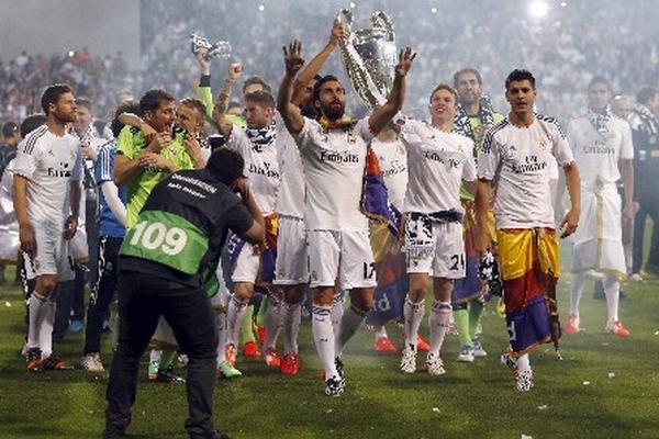 El Real Madrid ganó la "Décima" el domingo último tras vencer al Atlético. (Foto Prensa Libre: EFE)