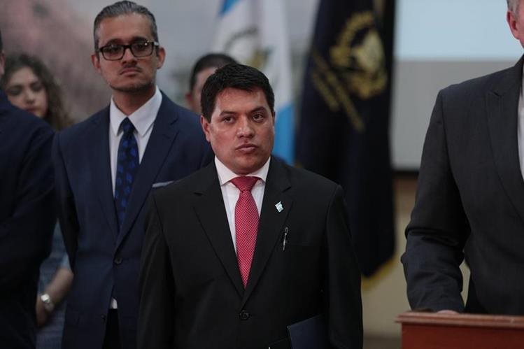 Kamilo Rivera fue viceministro de Gobernación por varios días luego de que se giró una orden de captura en su contra. Finalmente fue destituido. (Foto Prensa Libre: Hemeroteca PL)