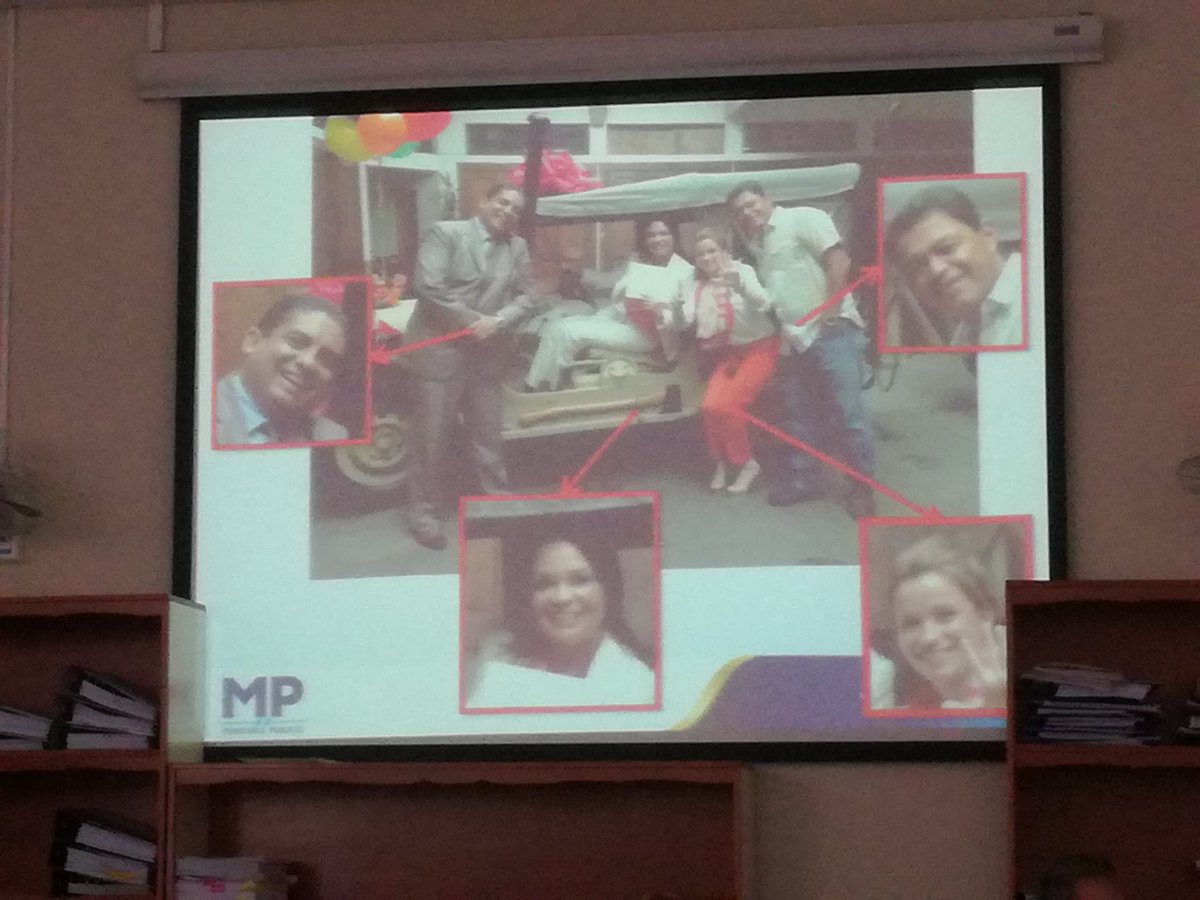 El MP mostró una fotografía donde está Baldetti junto con Juan Carlos Monzón, Daniela Beltranenta y Raúl Osoy. (Foto Prensa Libre: Hemeroteca PL)