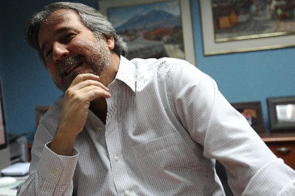 Gerardo Villa conversó ayer con Prensa Libre sobre el futuro rojo. (Foto Prensa Libre: Jorge Ovalle)