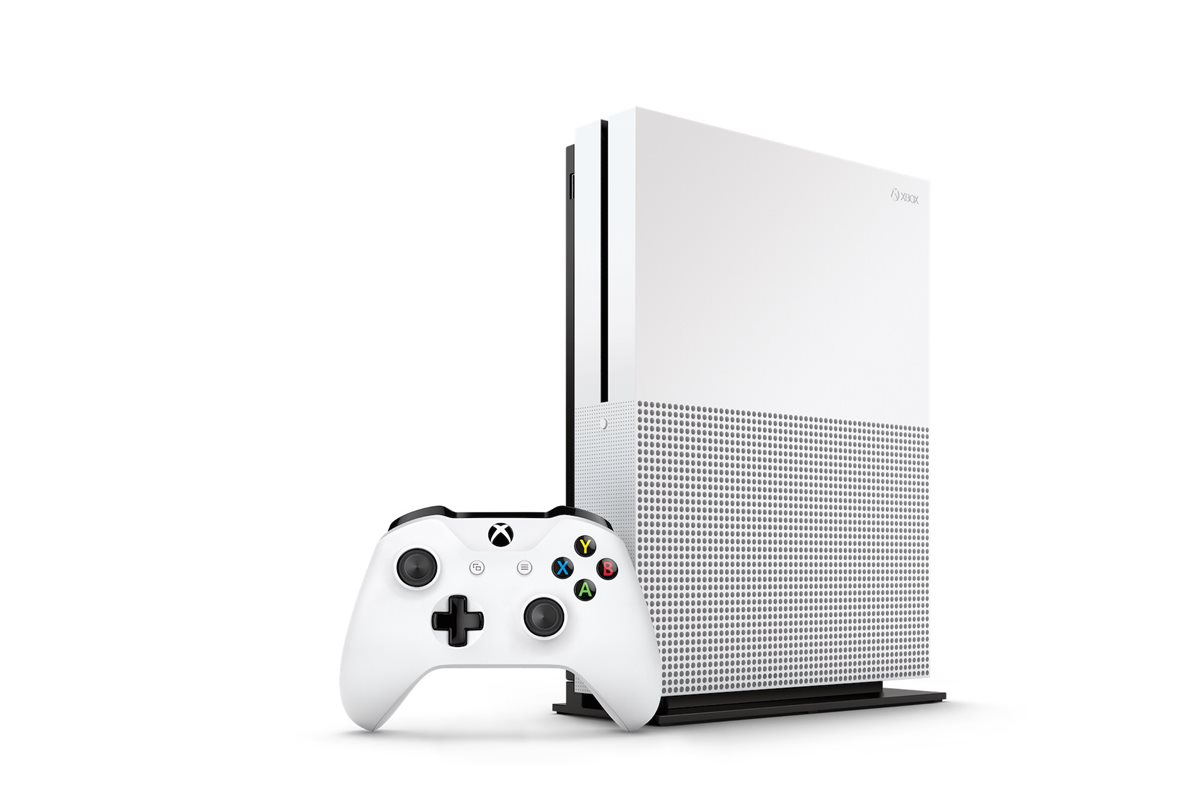 La Xbox One S es una Xbox más delgada, con un diseño diferente, y puede correr juegos en 4K. (Foto: Hemeroteca PL).