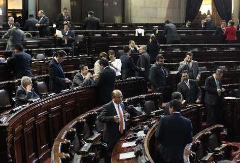 Congresistas señalan que la  Ley contra  la Corrupción, decreto  31-2012,  no está siendo aplicada.