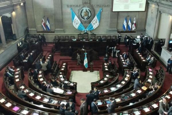 Ayer se reanudaron las sesiones en el Congreso. (Foto Prensa Libre: Rodrigo Méndez)