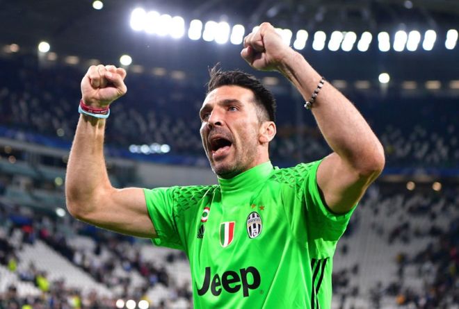 El mundo del futbol de forma casi unánime deseaba que Gianluigi Buffon gane su primera Liga de Campeones. (Getty Images)