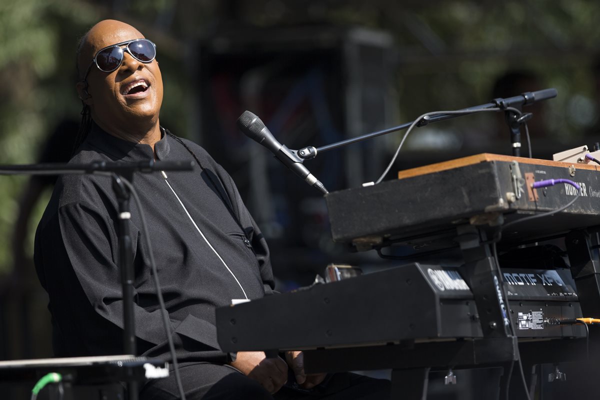 Stevie Wonder durante un concierto en Washington. (Foto Prensa Libre: AP)