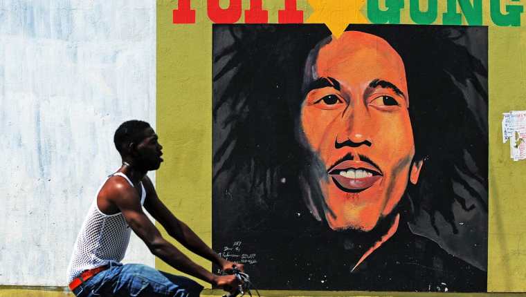 La música reggae, cuyos ritmos ganaron fama internacional gracias a artistas como Bob Marley, se aseguró un lugar codiciado en la lista de tesoros culturales globales de las Naciones Unidas. (Foto Prensa Libre: AFP)