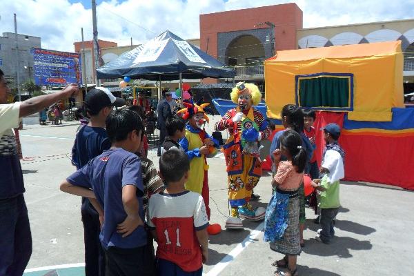 Festival infantil que se presentó  como primer festejo por el natalicio del maestro Álvarez.