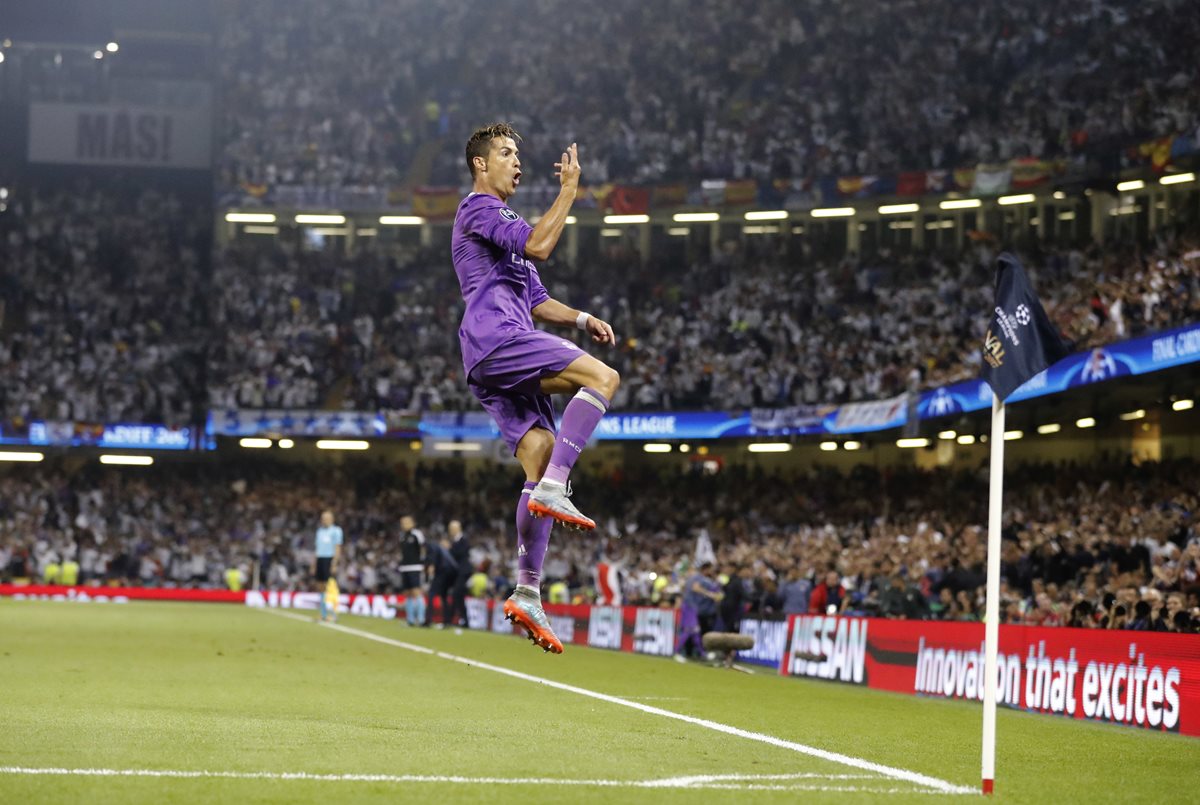 Cristiano Ronaldo logró el gol 500 del Real Madrid en Champions