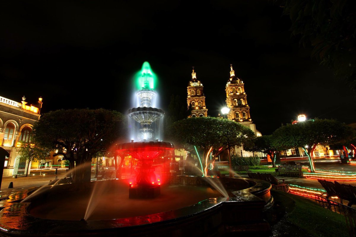 México ofrece a los guatemaltecos diversas opciones para vacacionar. Esta imagen es del centro de Durango. (Foto Prensa Libre: @SECTUR_mx)