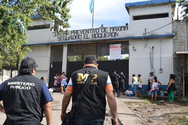 En la cárcel de El Boquerón, en Cuilapa, Santa Rosa, están recluidos reos relacionados con las pandillas. (Foto Prensa Libre: Oswaldo Cardona). 