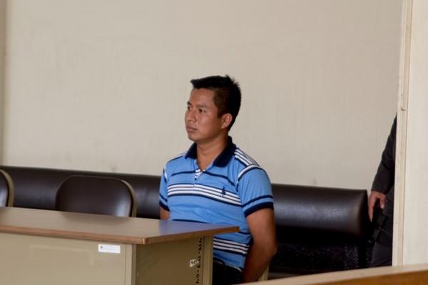 El maestro Milton Eduardo Hernández Morente, de 25 años, fue condenado a 18 años de prisión por violar a una niña de 13 años. (Foto Prensa Libre: Carlos Grave)