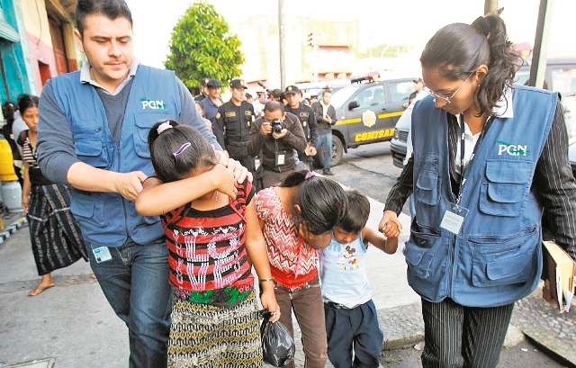 Niñez es la más vulnerable a las agresiones y abusos. (Foto Prensa Libre: Hemeroteca PL)