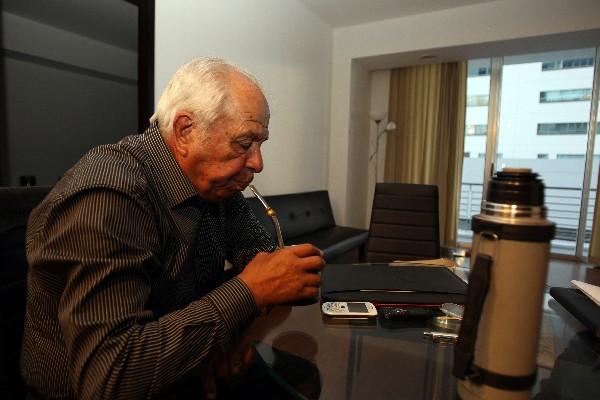 Aníbal Ruiz dirige Municipal y espera conseguir el título nacional guatemalteco. (Foto Prensa Libre: Eddy Recinos)<br _mce_bogus="1"/>