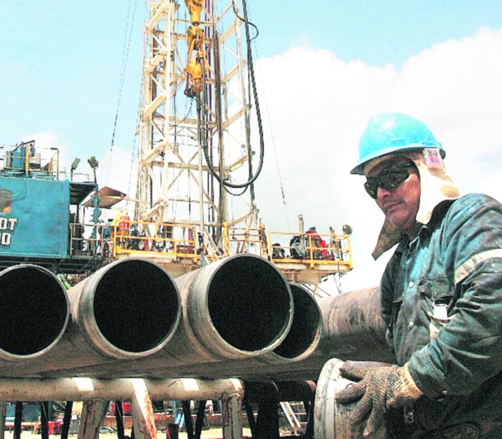 Petrolera Perenco opera en la extracción de petróleo en el Parque Nacional Laguna del Tigre, en Petén. (Foto Prensa Libre: Hemeroteca PL)