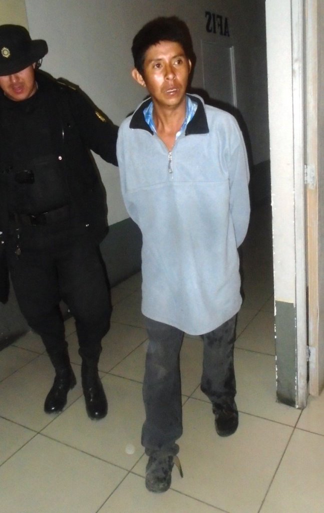 Margarito Arreola Sánchez fue detenido, sindicado de agresión contra anciana. (Foto Prensa Libre: PNC)