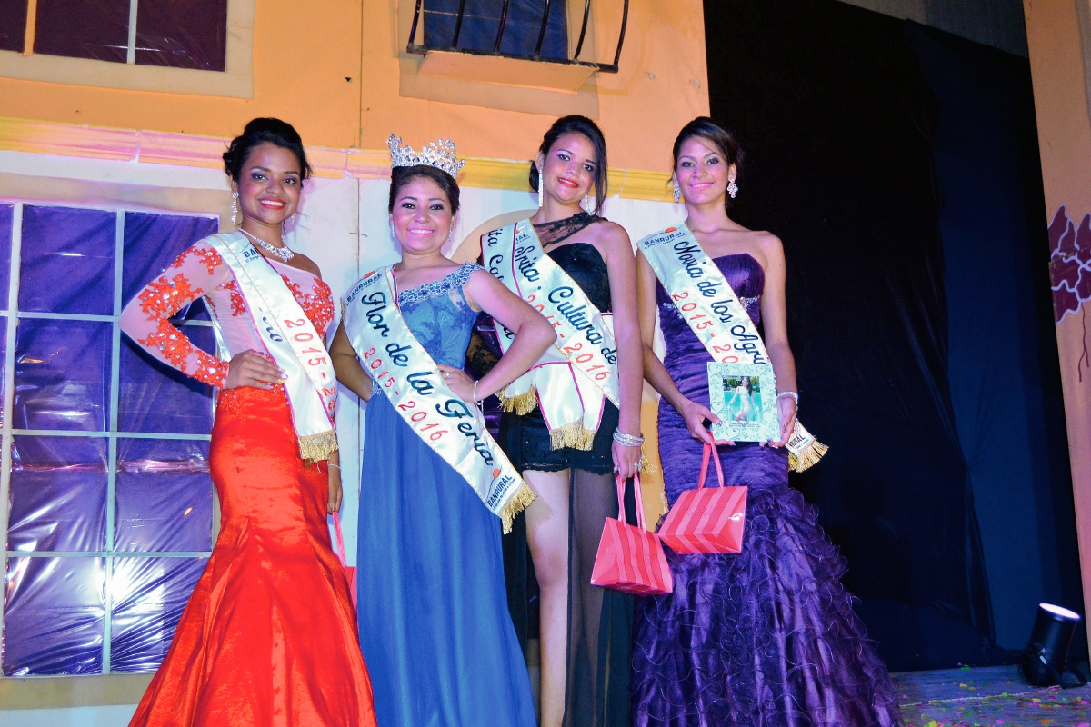 Reinas de la feria de San Jorge, Zacapa. (Foto Prensa Libre: Víctor Gómez)