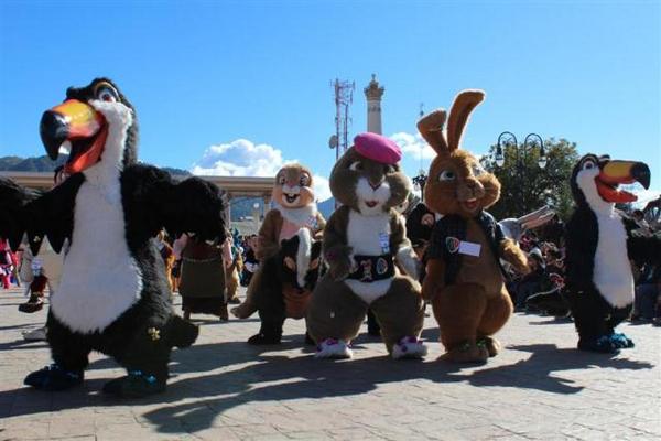 Canvite recorre calles de Totonicapán. (Foto Prensa Libre: Édgar Domínguez)<br _mce_bogus="1"/>