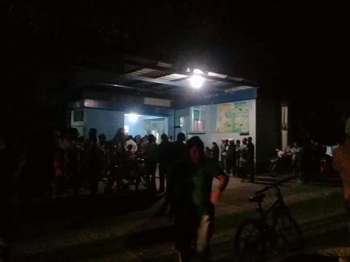 Varios de los heridos fueron trasladados al Hospital Nacional de Salamá.(Prensa Libre: cortesía)