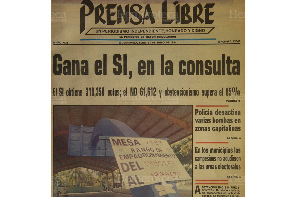 Portada de Prensa Libre del 31/1/1994 informando que el SI ganó en la consulta popular. (Foto: Hemeroteca PL)