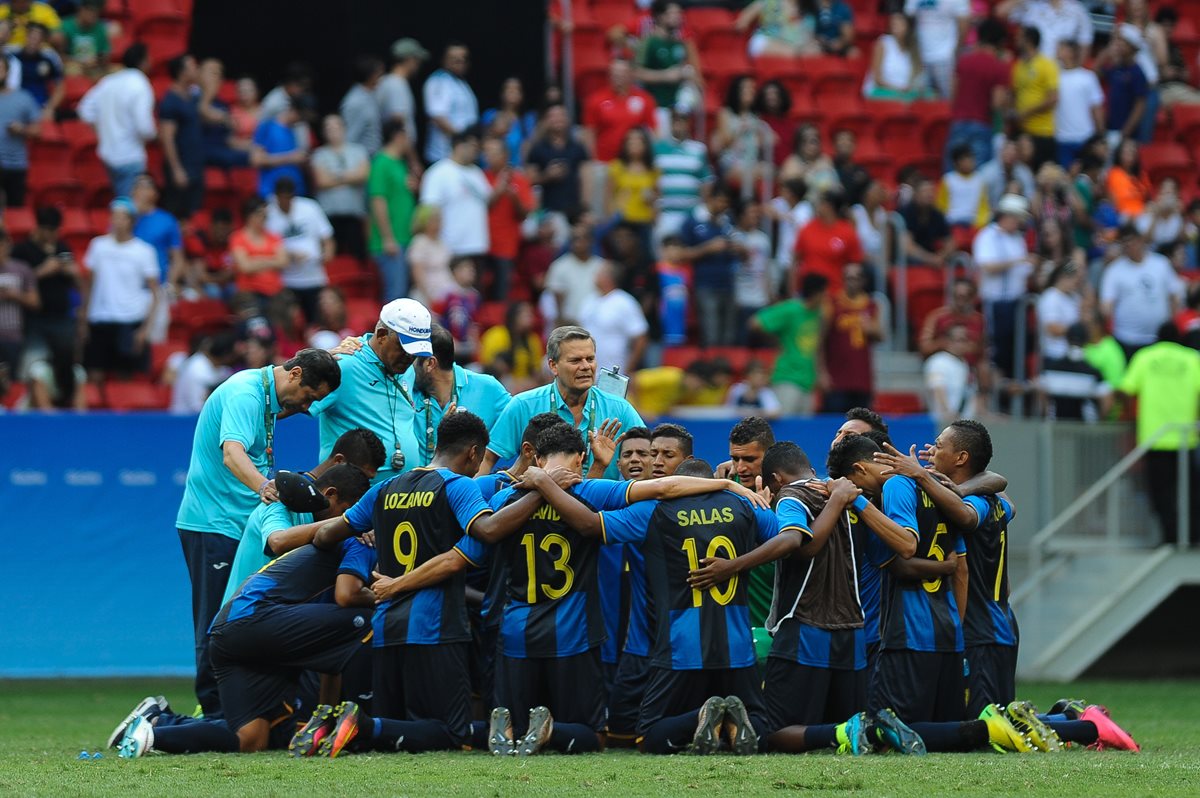 Los hondureños están a un paso de hacer historia en los Juegos Olímpicos 2016. (Foto Prensa Libre: EFE)