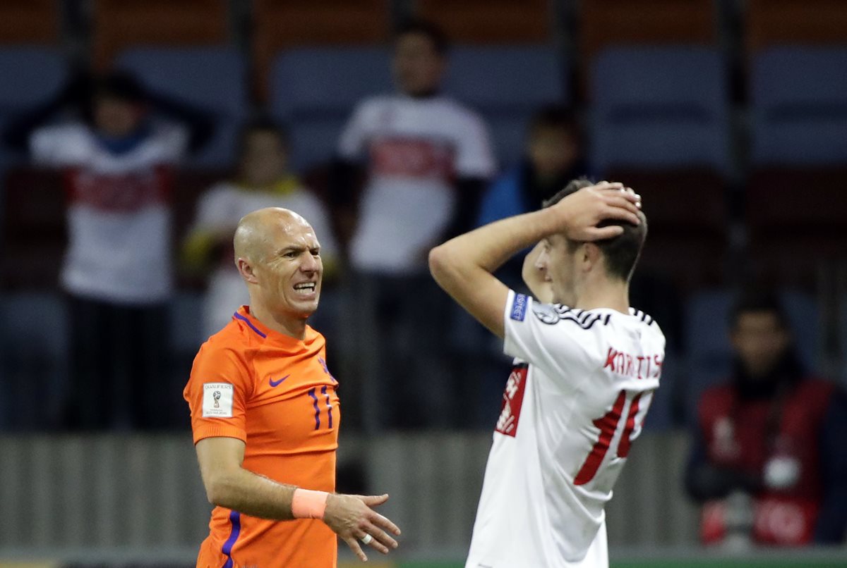 Robben no ha logrado su sueño de ser campeón del mundo con Holanda. (Foto Prensa Libre: AP)