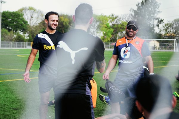 Comunicaciones se entreno en la cancha alterna del estadio Cementos Progreso, previo al juego ante Coatepeque, en el Clausura 2015. (Foto Prensa Libre: Jeniffer Gomez).