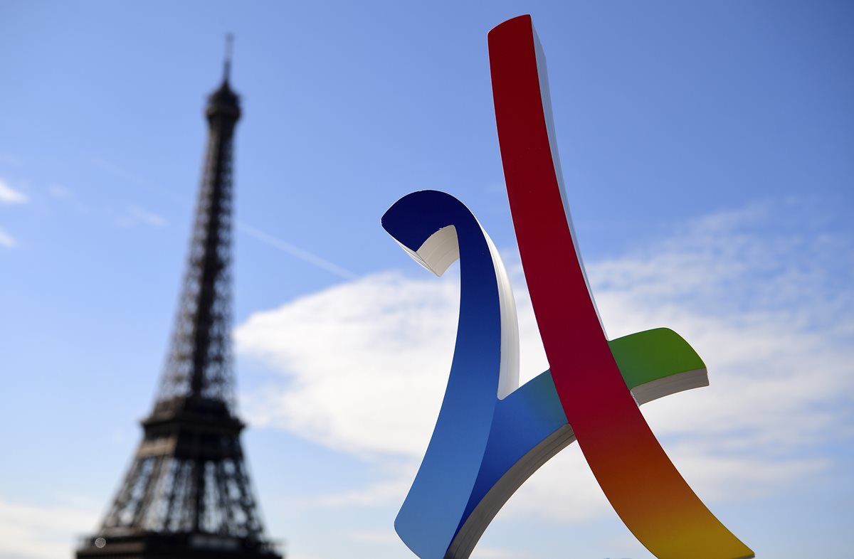 París busca ser sede de los Juegos Olímpicos de verano de 2024. (Foto Prensa Libre: AFP).