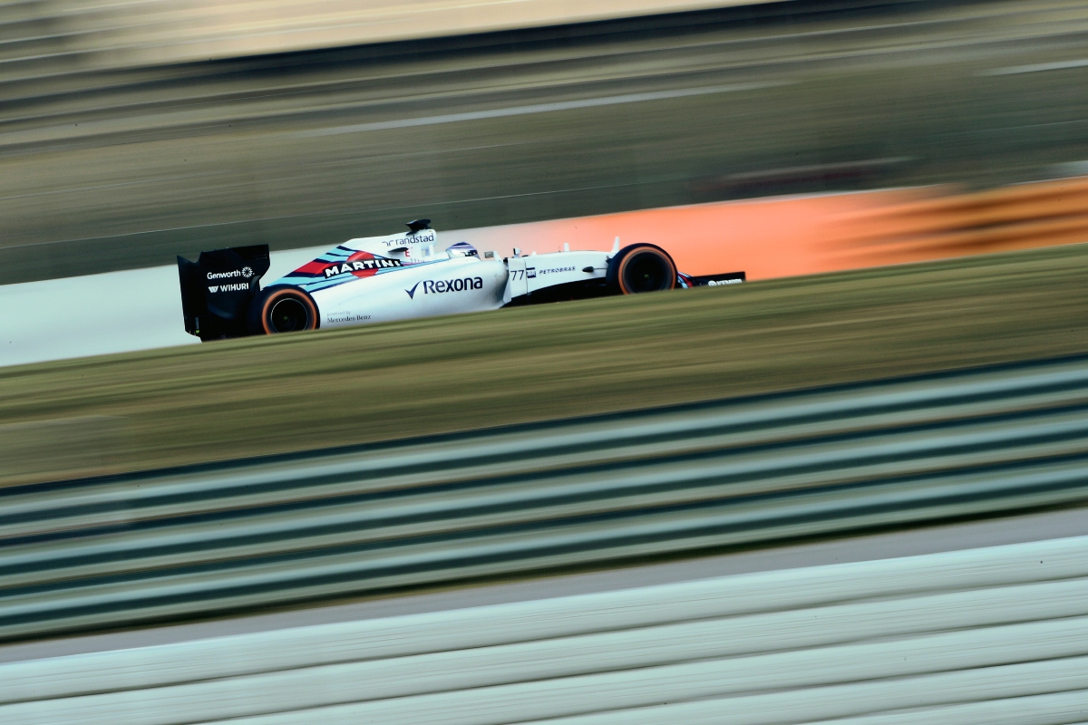Valtteri Bottas (Williams) durante las prácticas en el circuito de Montmeló. (Foto Prensa Libre: AP).