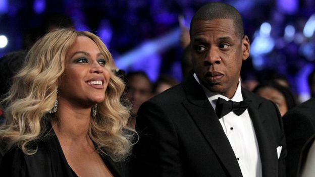 La idea de que una mujer empoderada, talentosa y bella como la cantante Beyoncé fuera engañada por su marido, el productor Jay-Z, sorprendió a muchos. (Getty Images)