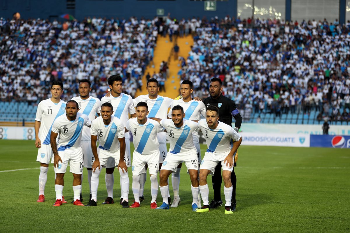 La Selección Nacional regresó a jugar el 15 de agosto frente a Cuba en el Doroteo Guamuch Flores. (Foto Prensa Libre: Hemeroteca PL)
