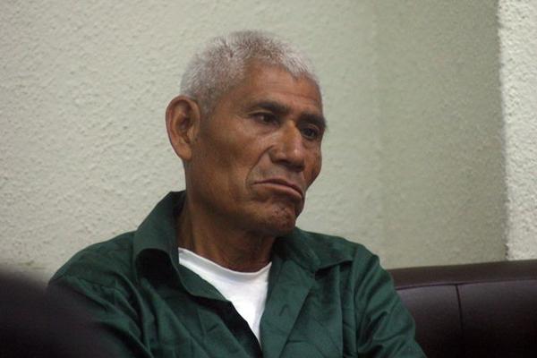 Miguel Gómez Pérez fue sentenciado a 17 años de prisión, por haber asesinado con machete a su hermano, en una aldea de Jalapa. El hecho ocurrió en el 2005. (Foto Prensa Libre: Hugo Oliva)