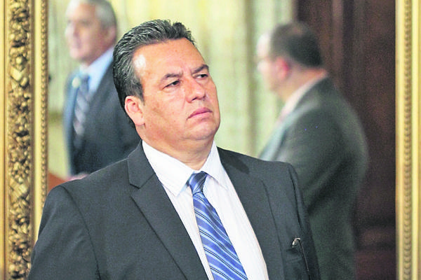 Francisco Cuevas, captado cuando fungía como  secretario de comunicación  del gobierno de Otto Pérez. (Foto Prensa Libre: Hemeroteca PL)