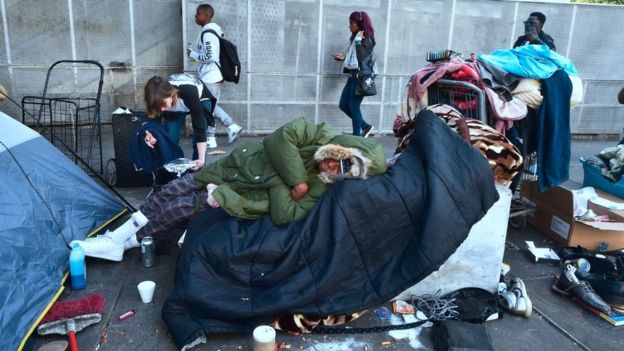 En Skid Row, en Los Ángeles, viven miles de personas sin techo. FOTO: GETTY IMAGES