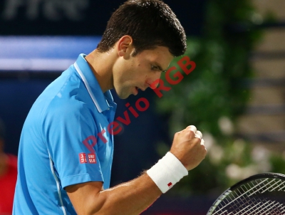 Djokovic sigue con paso firme en el campeonato que se disputa en Dubái. (Foto Prensa Libre:AFP)