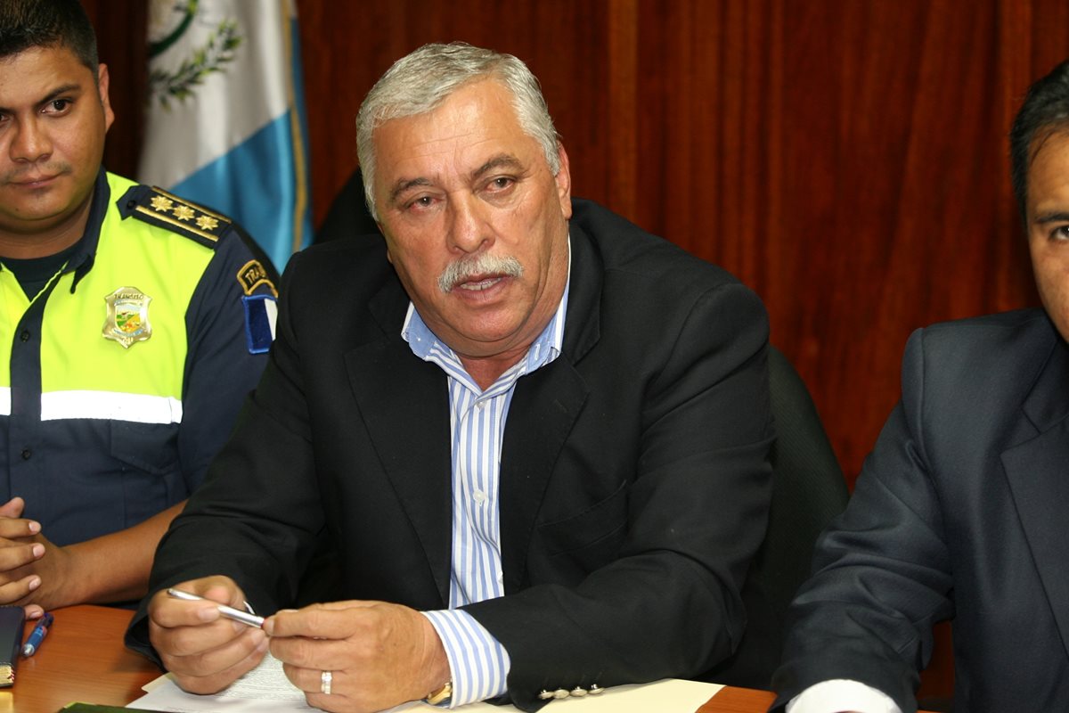 Marco Tulio Meda, alcalde de Fraijanes, perdió su inmunidad y es señalado del delito de abuso de autoridad. (Foto Prensa Libre: Hemeroteca PL)