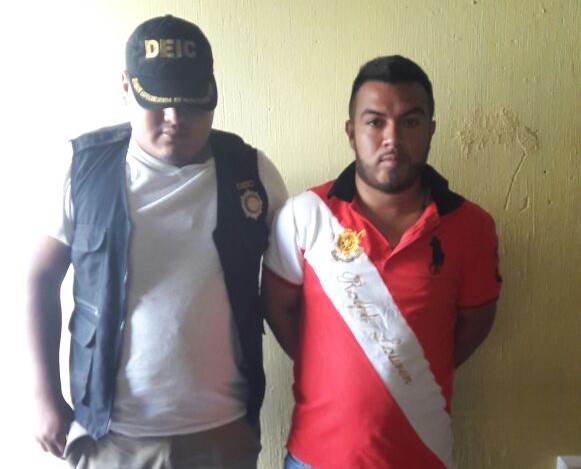 José Cortez Zarceño fue capturado en Conguaco, señalado de dos delitos. (Foto Prensa Libre: Cortesía PNC).