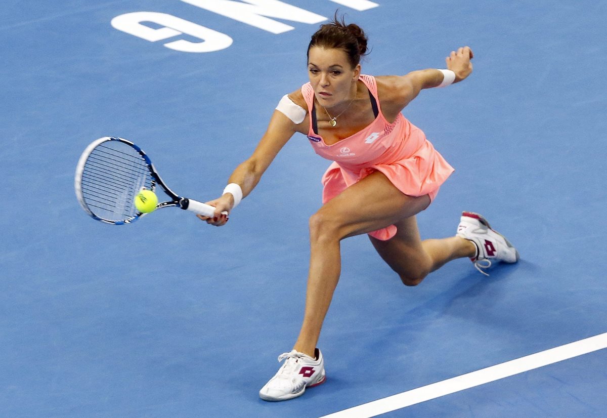Radwanska en plena acción, durante el partido de este viernes. (Foto Prensa Libre: EFE)