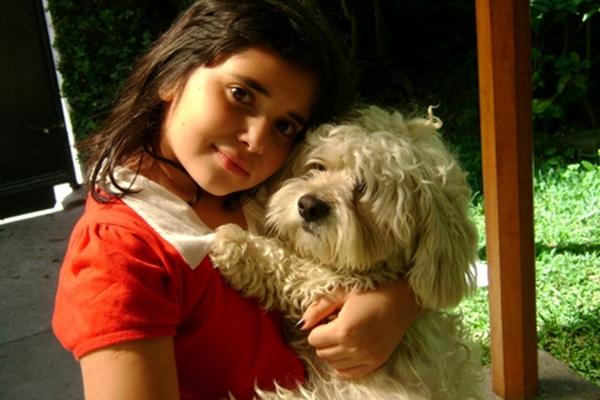 A  los perros hay que darles mucho cariño pero también ponerles reglas.<br mce_bogus="1"/>