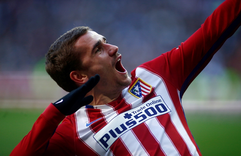 Griezmann se encargó de fulminar el sueño de La Liga del Real Madrid. (Foto Prensa Libre: AP)