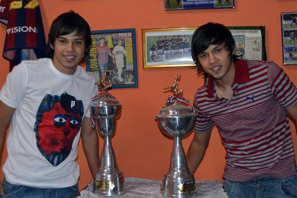 El club paraguayo Cerro Porteño rechazó una oferta del Real Madrid Castilla de un préstamo con opción a compra de los jugadores mellizos Ángel y Óscar Romero, informó hoy a Efe el conjunto asunceno. (Foto Prensa Libre: Archivo)