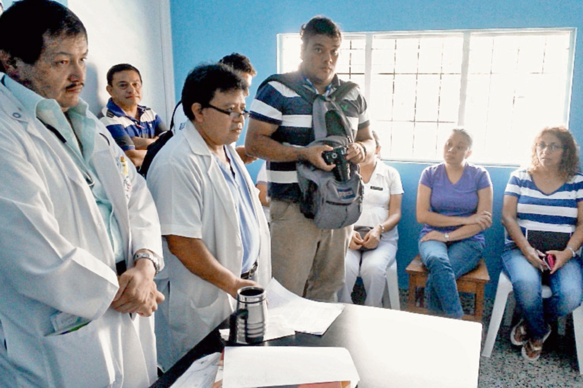 Médicos informan sobre suspensión de cirugías en Hospital de Coatepeque.