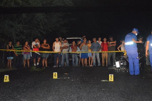 Ataque armado en Usumatlán, Zacapa, deja un hombre muerto. (Foto Prensa Libre: Víctor Gómez)<br _mce_bogus="1"/>