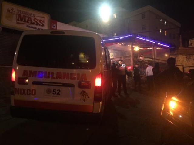 Bomberos Voluntarios dieron a conocer que la víctima tenía tres heridas de bala. (Foto Prensa Libre: CVB)