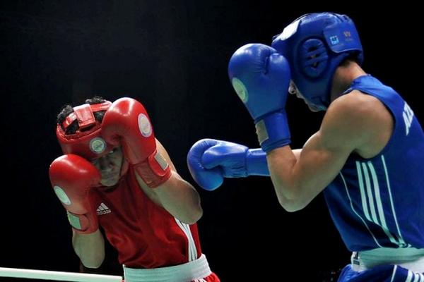 Léster Martínez gana medalla de plata en Mundial juvenil de boxeo. (Foto Prensa Libre: AIBA)