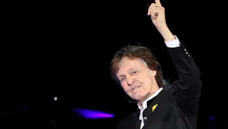 Paul McCartney fue el bajista de la banda The Beatles. Esta semana el británico lanzó un nuevo álbum, el primero en cinco años. (Foto Prensa Libre: EFE).
