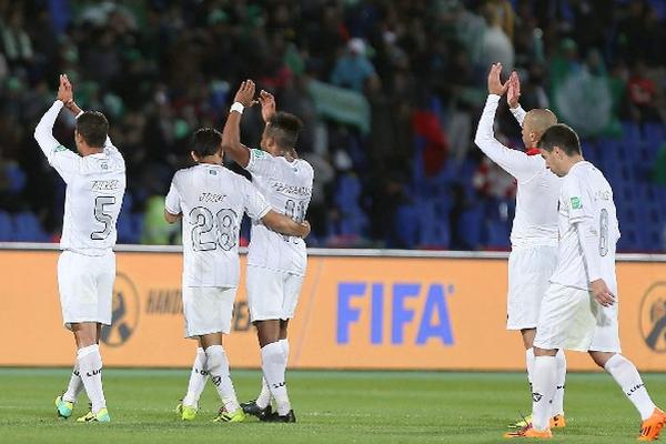 Los jugadores del Atlético Mineiro celebran luego de finalizado el encuentro por el tercer lugar. (Foto: Prensa Libre: AFP)