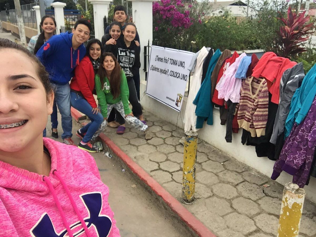 La campaña ha despertado la solidaridad de los vecinos. (Foto Prensa Libre: Cortesía)